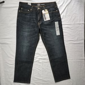 SIGNATURE BY LEVI STRAUSS & CO. GOLD Flex Performance.